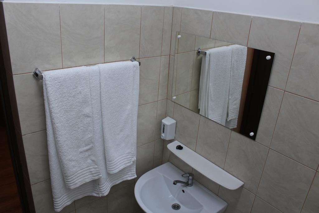 Pensiunea Fery Slobozia-Oancea Exteriör bild